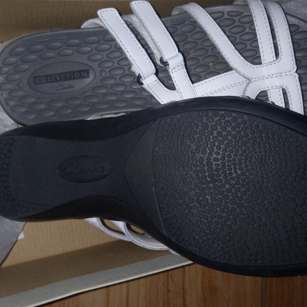 New in the box! Clarks Collection Slide Sandal